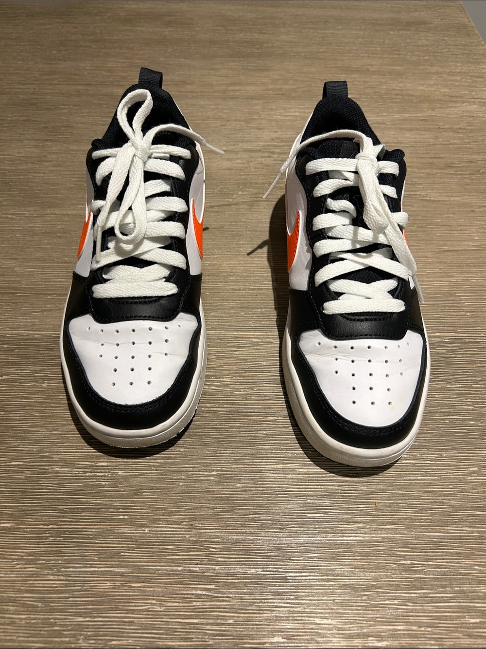 Nike Kids Black, White & Orange Low-Top Sneakers